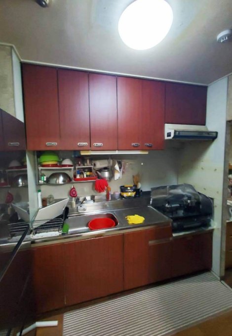 収納もデザインも叶えたストレスフリーキッチン施工後イメージ１